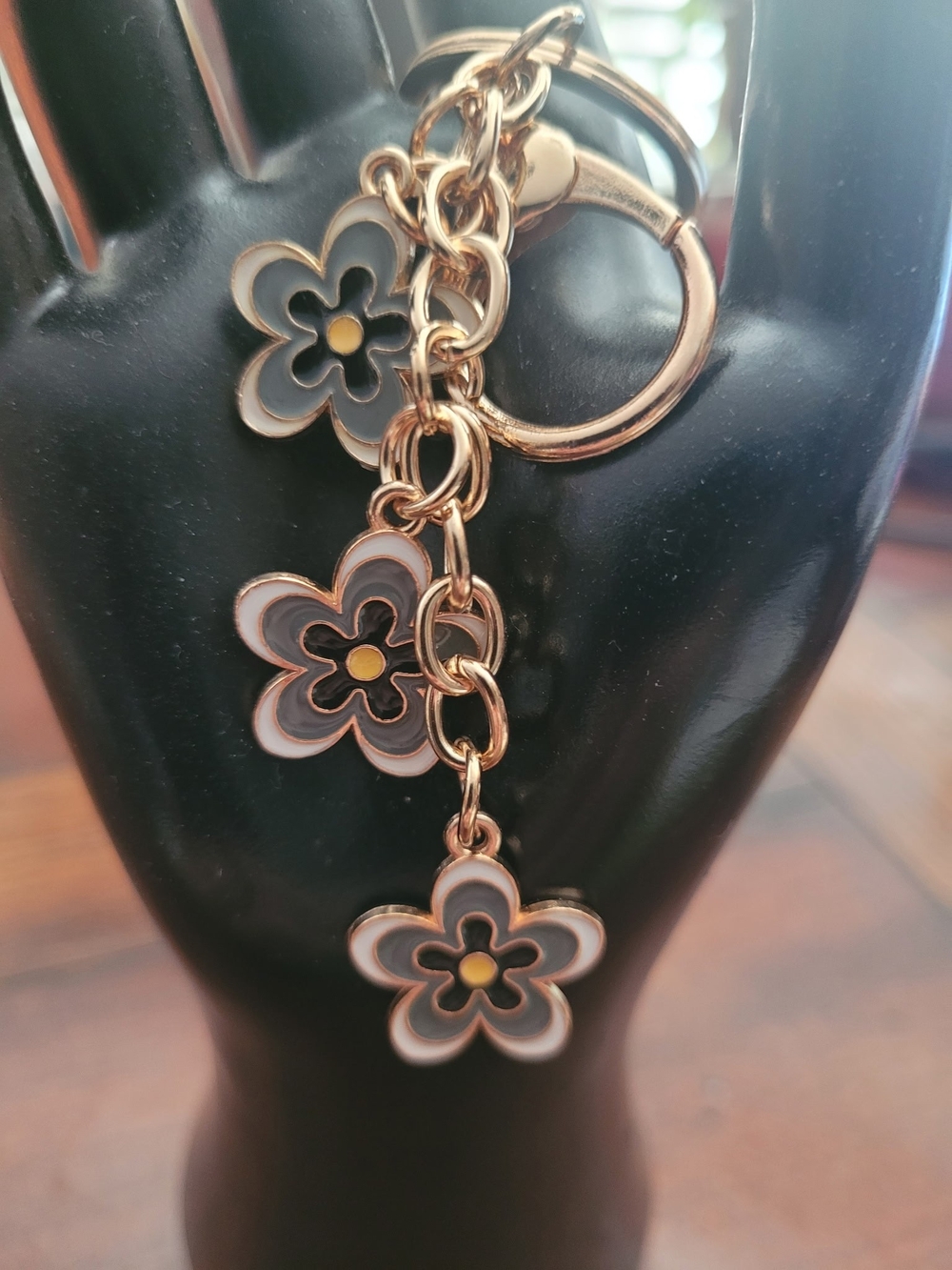 Gold-Tone Pink Flower Charm Keychain - Brand
